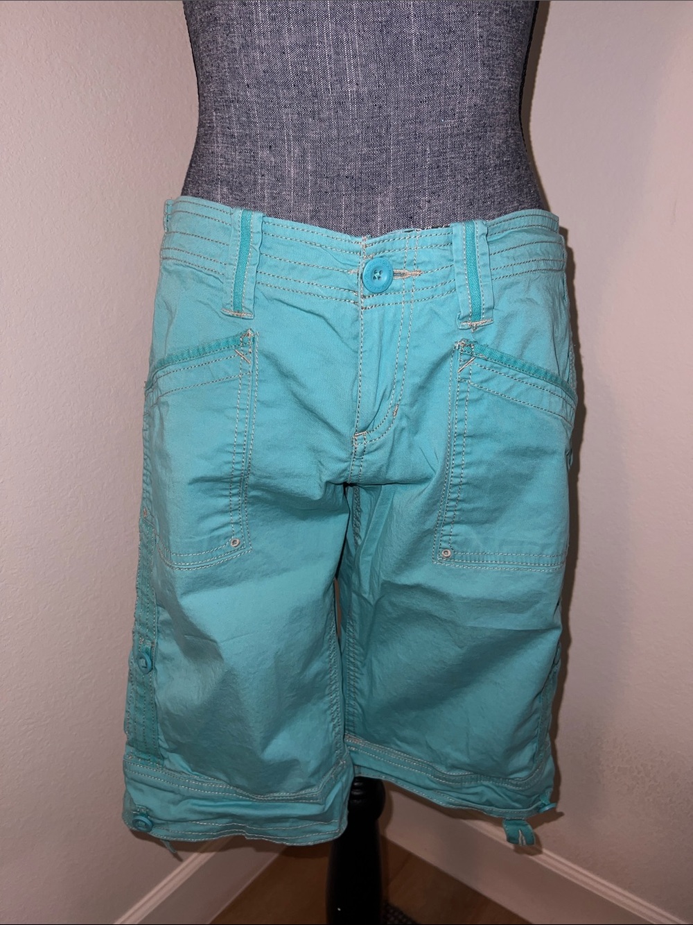 Aventura Organic Cotton Cargo Shorts